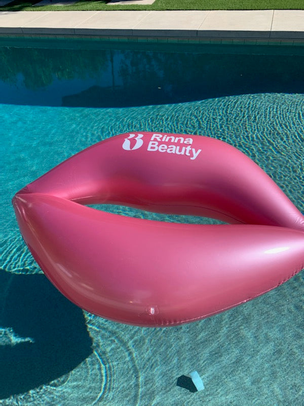 Rinna Beauty Pool Float